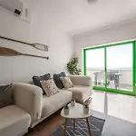 Sunset Terrace - Beachfront With Private Parking