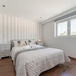 Sunset Terrace - Beachfront With Private Parking *