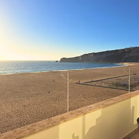 Sunset Terrace - Beachfront With Private Parking Appartement Nazaré