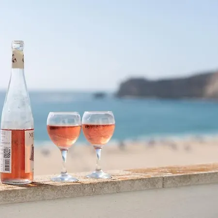 Sunset Terrace - Beachfront With Private Parking * Ναζαρέ