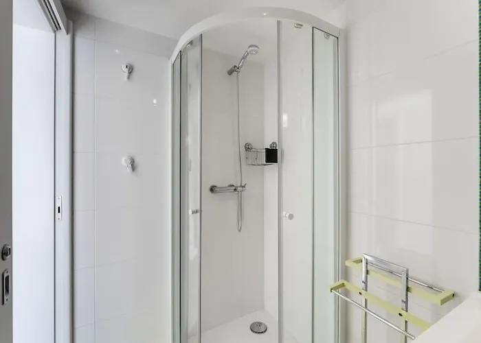 Sunset Terrace - Beachfront With Private Parking Appartement