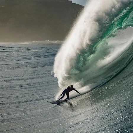 Sunset Terrace - Beachfront With Private Parking * Назаре